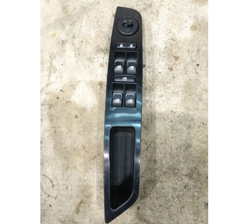 Блок управления стеклоподьемниками