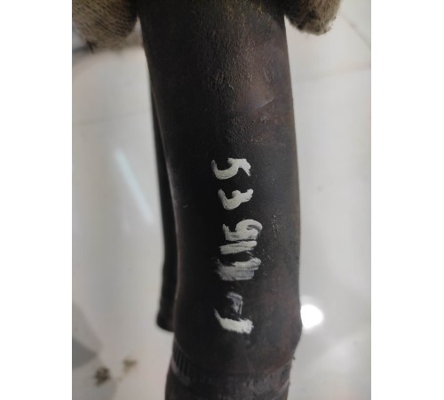 Горловина топливного бака