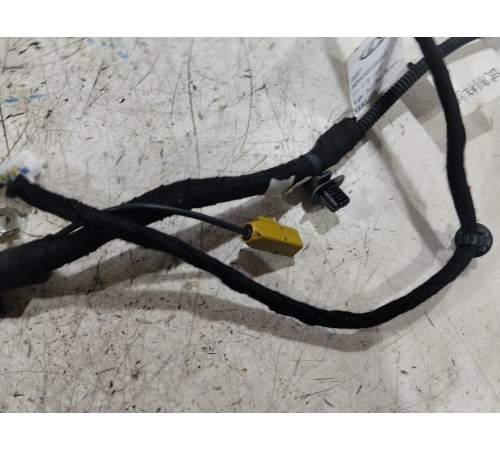 Электропроводка крышки багажника правая