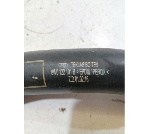 Патрубок радиатора