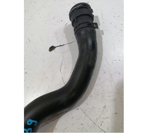 Патрубок радиатора