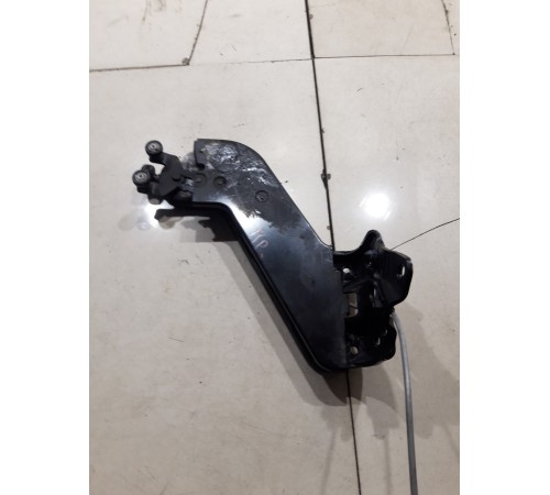 Замок с роликом правой сдвижной двери