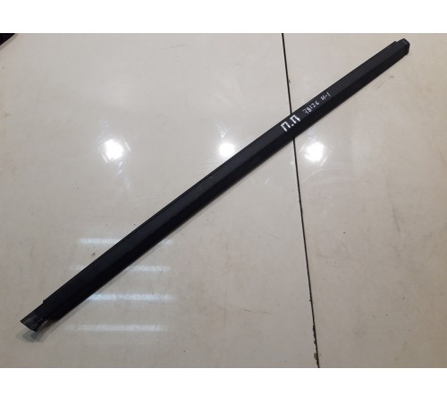 Уплотнитель стекла (передний, правый)