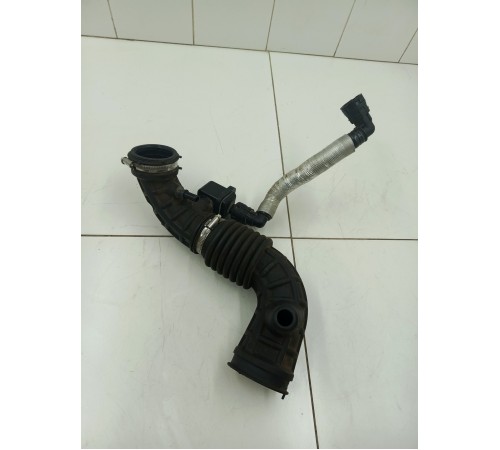 Патрубок воздушного фильтра