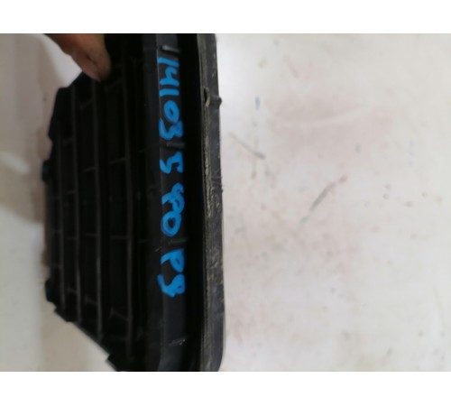 Вентиляционный клапан багажника левый