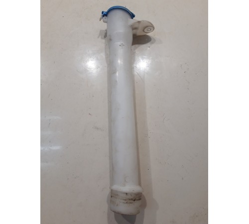 Горловина бачка омывателя