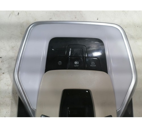 Плафон внутреннего освещения передний