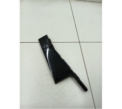 Молдинг накладка двери задний правый