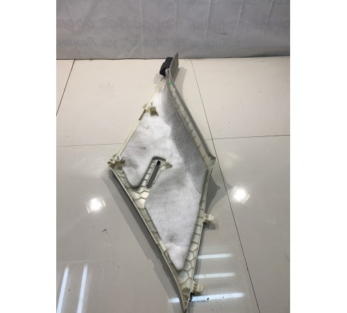 Обивка стойки (задняя правая верхняя)