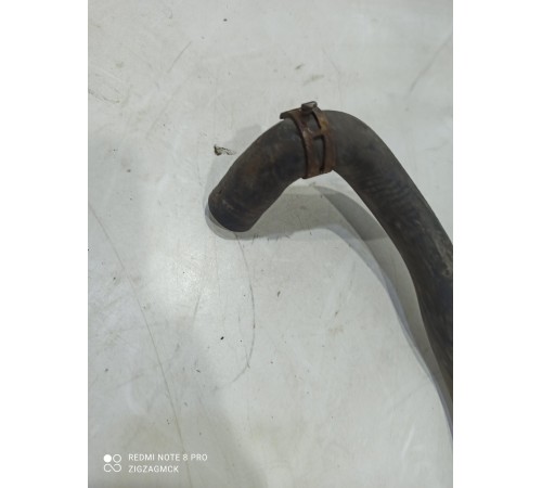 Патрубок системы охлаждения