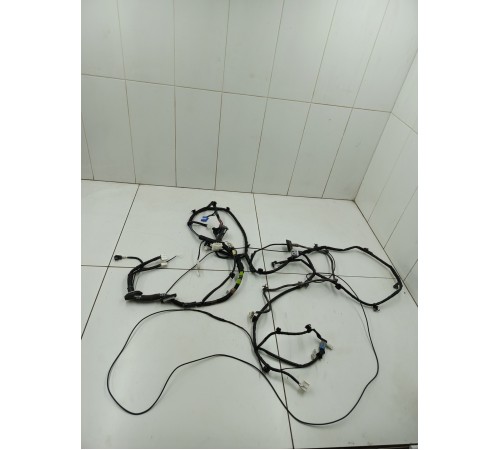 Электропроводка крышки багажника