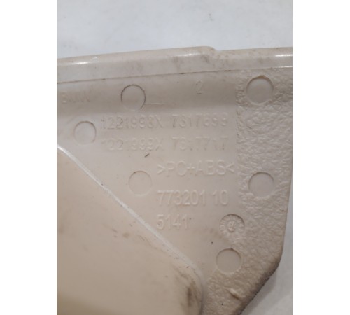 Накладка блока стеклоподъемников левая