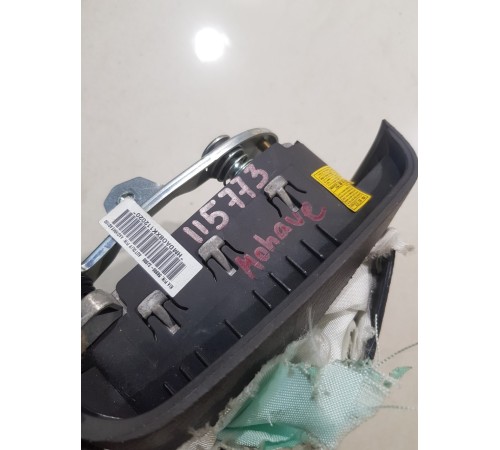 Подушка безопасности водителя