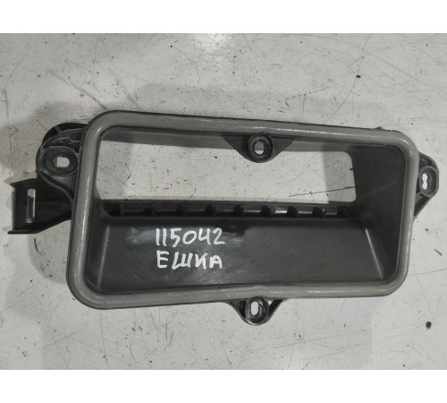 Воздухозаборник салонного фильтра