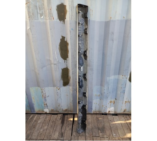 Накладка порога правая