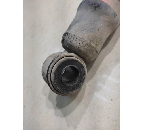 Амортизатор подвески(передний правый)