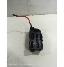 Блок предохранителей подкапотный