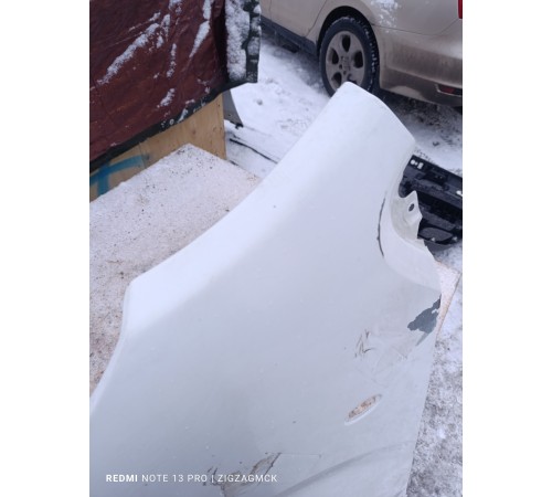 Крыло переднее левое