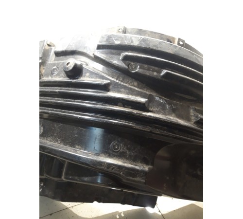 Подкрылок (локер) передний левый