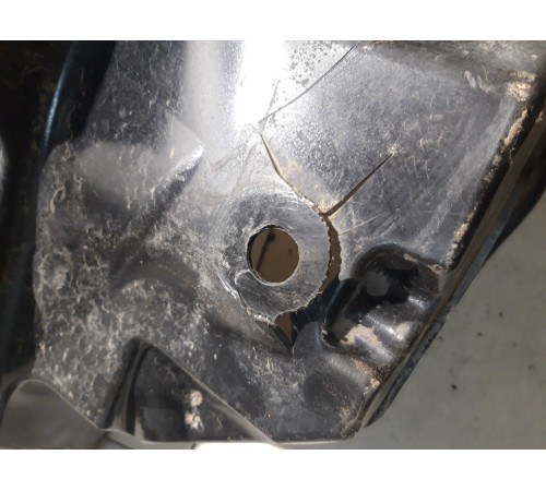 Подкрылок (локер) передний левый