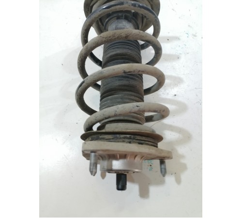 Амортизатор передний правый в сборе