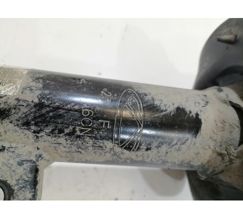 Амортизатор передний правый в сборе