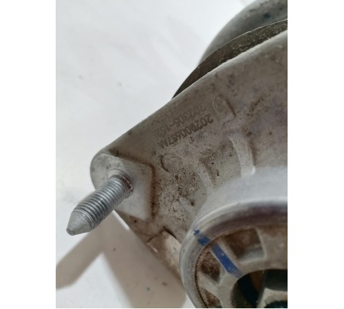 Амортизатор передний правый в сборе