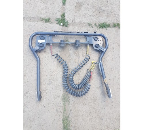 Кронштейн крепление узловых розеток задней части кабины