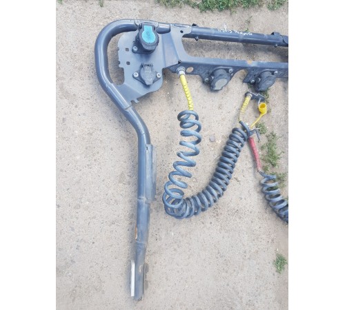 Кронштейн крепление узловых розеток задней части кабины