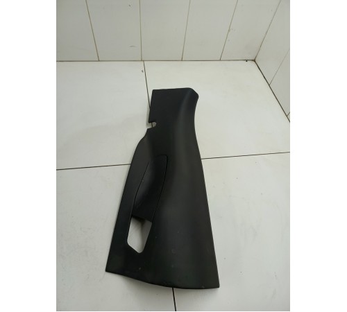 Обшивка стойки задняя левая