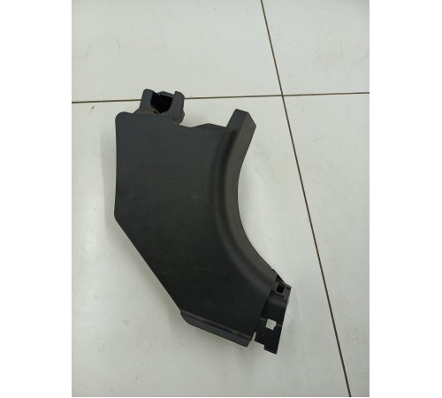 Обшивка передней стойки правая нижняя