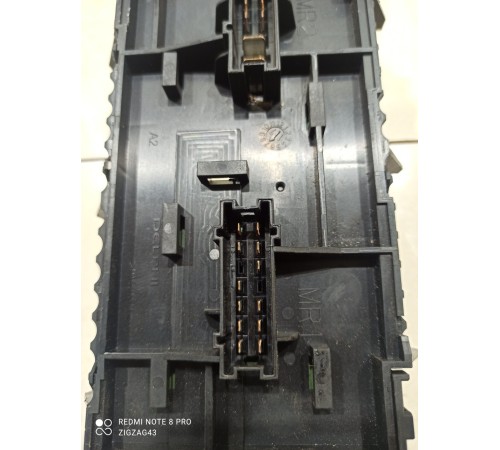 Блок предохранителей