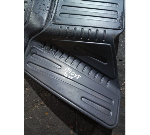 Комплект ковриков салона