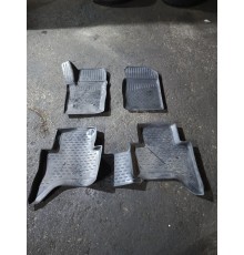 Комплект ковриков салона