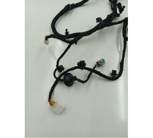 Электропроводка двери крышки багажника