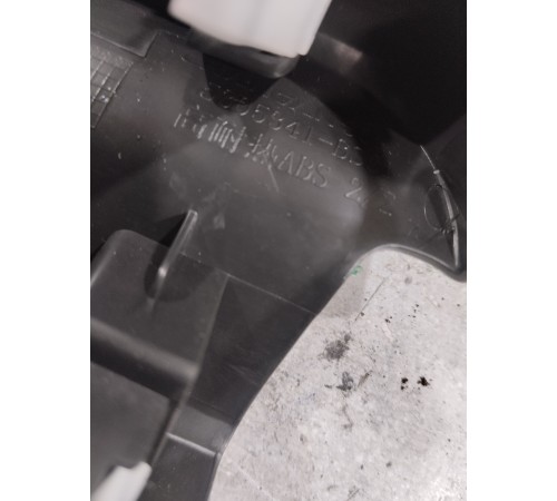 Накладка центральной консоли передняя