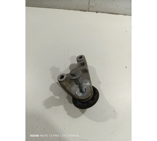 Кронштейн крепление правый