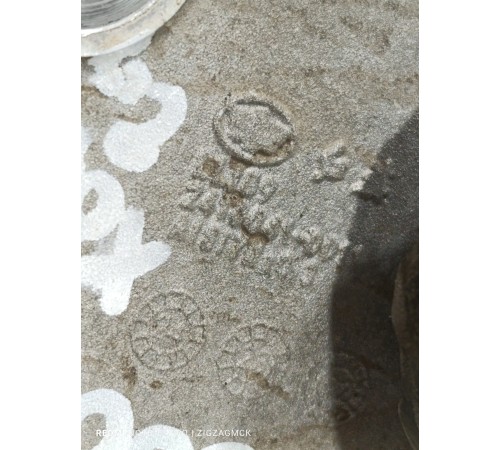 Кронштейн крепление правый