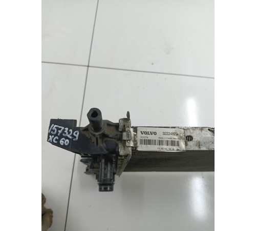 Радиатор системы охлаждения двигателя