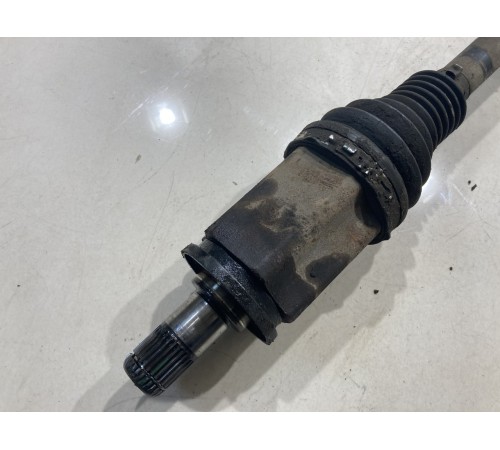 Привод(полуось) передний левый