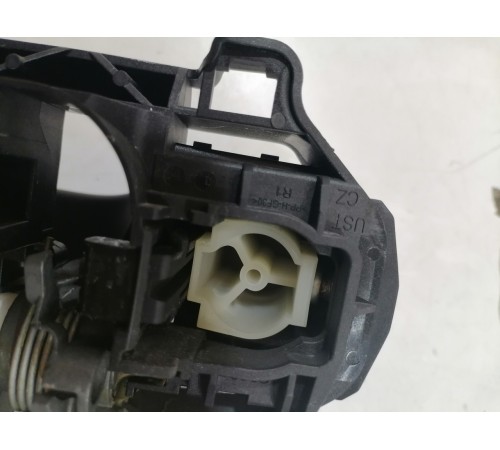 Ручка двери задняя правая наружная