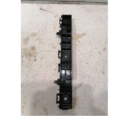 Кронштейн заднего бампера левый