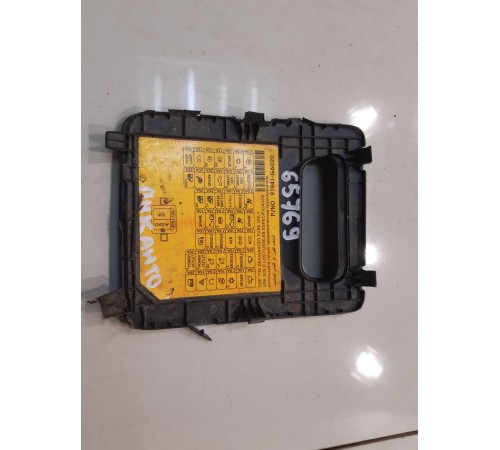 Накладка блока предохранителей