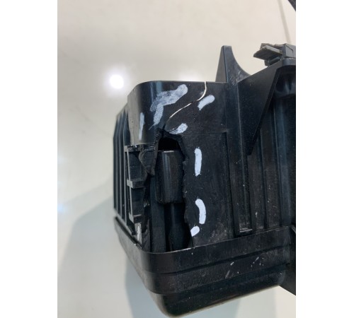 Блок предохранителей (моторный)