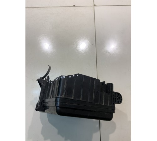 Блок предохранителей (моторный)