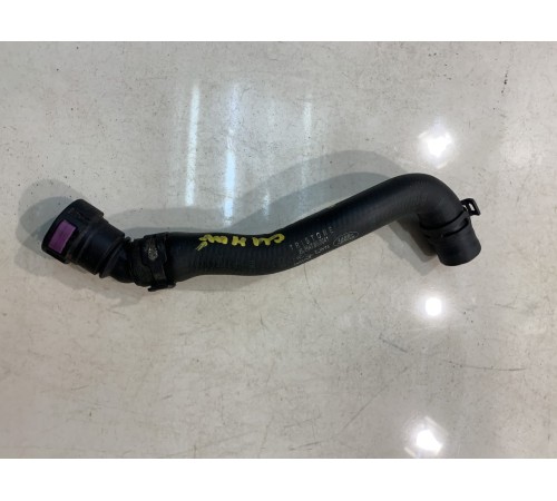 Патрубок системы охлаждения