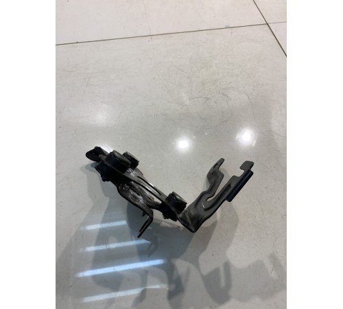 Кронштейн блока ABS