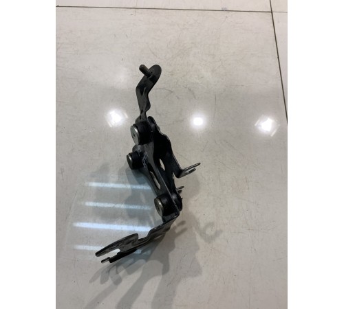 Кронштейн блока ABS