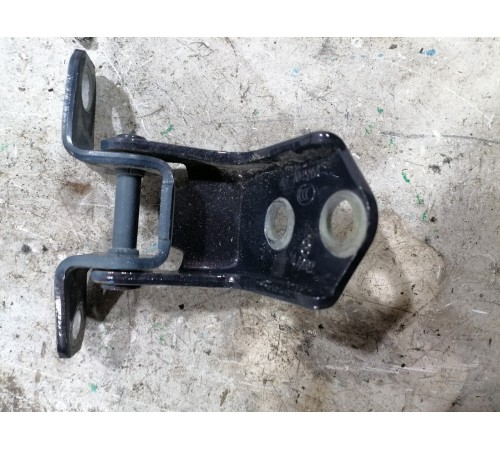 Петля двери задняяя левая нижняя