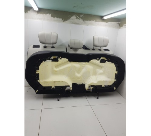 Задний ряд сидений